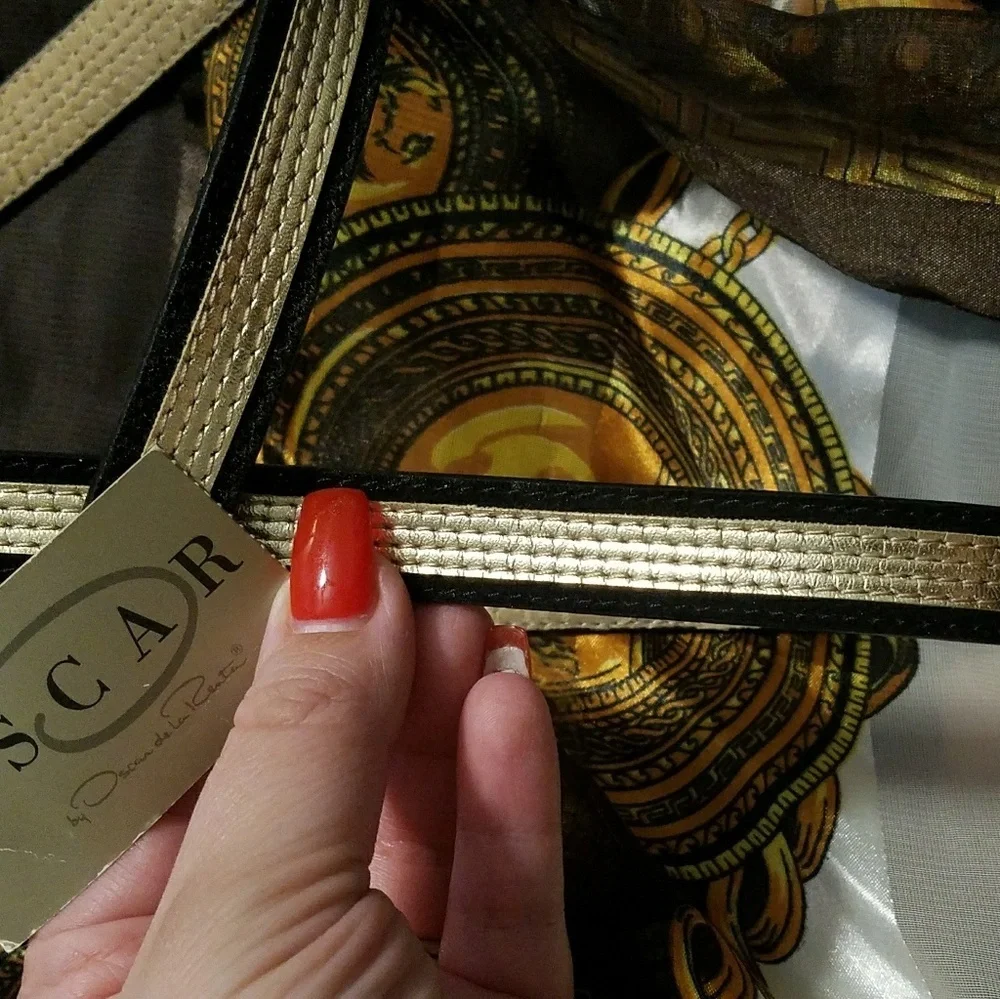 Vintage Oscar De La Renta Black/Gold Belt
